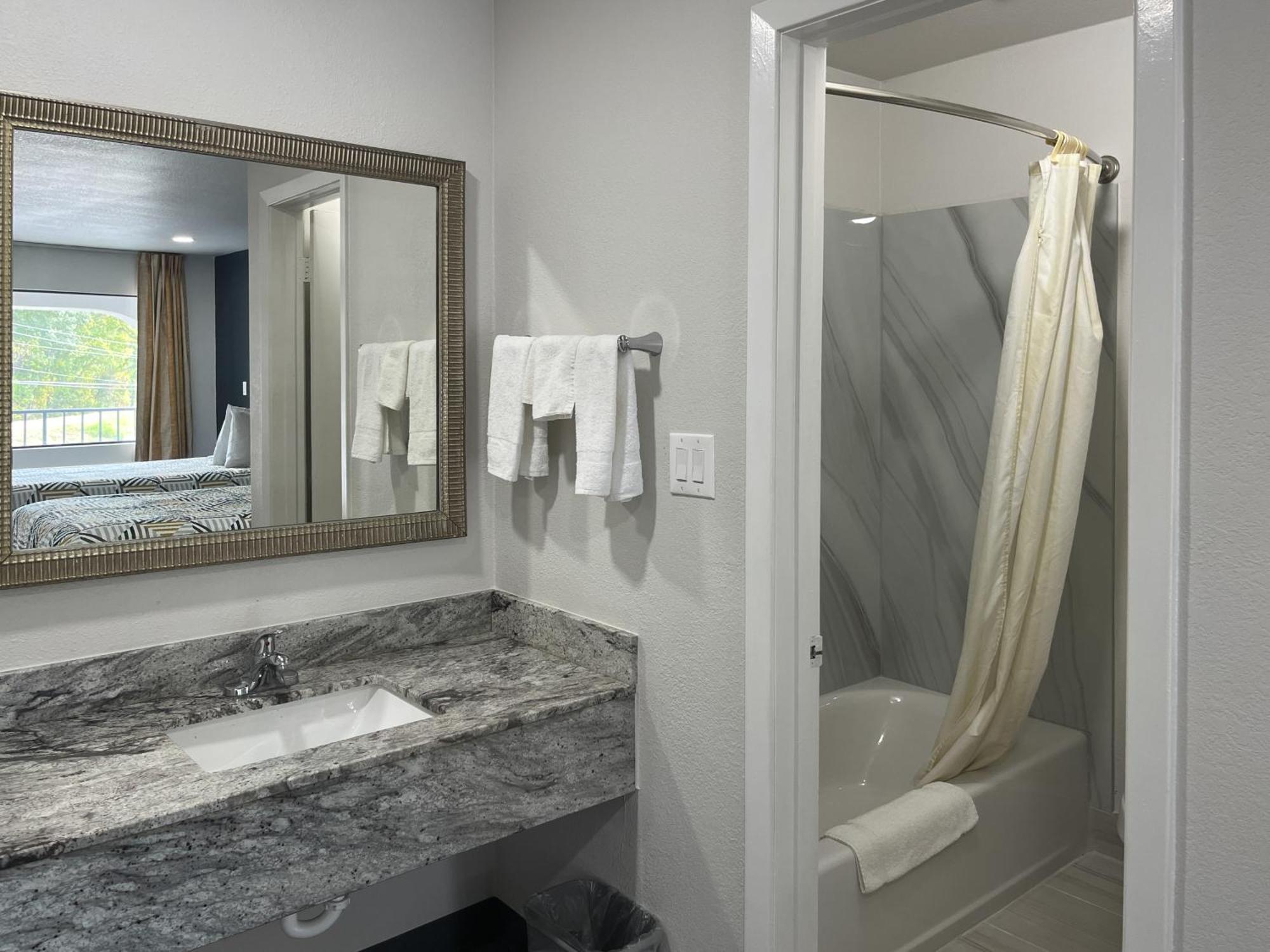 Motel 6 Vicksburg, Ms Экстерьер фото